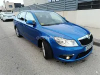 Usado Skoda Octavia RS 170 CV (125 kW) 2010 Azul Familiar