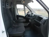 Usado Citroën Jumper 140 CV (102 kW) 2021 Blanco Monovolumen