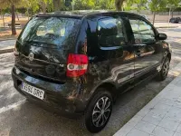 Usado VW Fox 75 CV (55 kW) 2005 Negro Utilitario