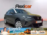 Usado Seat Arona FR 110 CV (80 kW) 2023 Gris SUV