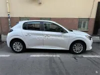 Usado Peugeot 208 Active 100 CV (73 kW) 2021 Blanco Utilitario