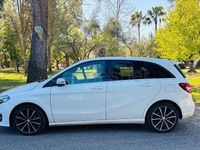 Usado Mercedes B200 136 CV (100 kW) 2017 Blanco Monovolumen