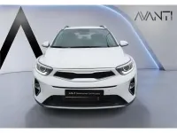 Usado Kia Stonic 101 CV (74 kW) 2024 Blanco SUV