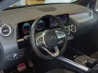 Usado Mercedes B200 150 CV (110 kW) 2021 Negro Utilitario