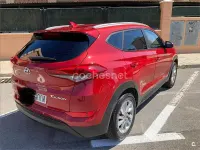 Usado Hyundai Tucson 131 CV (96 kW) 2018 Rojo SUV