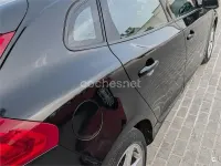 Usado Volvo V40 Momentum 120 CV (88 kW) 2016 Negro Berlina