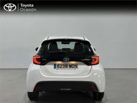Usado Toyota Yaris Hybrid Active 116 CV (85 kW) 2023 Monovolumen