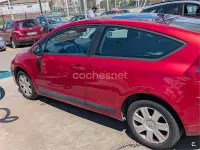 Usado Citroën C4 110 CV (80 kW) 2010 Granate Berlina