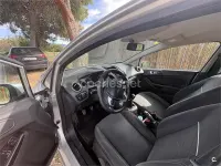 Usado Ford Fiesta Trend 82 CV (60 kW) 2017 Gris / plata Utilitario