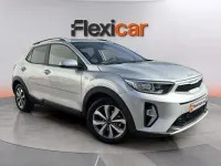 Usado Kia Stonic 84 CV (61 kW) 2023 Gris SUV