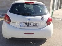 Usado Peugeot 208 Signature Sky 110 CV (80 kW) 2019 Blanco Utilitario
