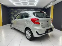 Usado Ford Ka Plus Active 85 CV (62 kW) 2018 Gris / plata Utilitario