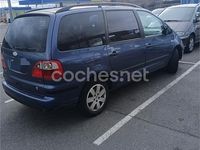 Usado Ford Galaxy Trend 130 CV (95 kW) 2005 Azul Monovolumen