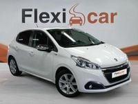 Usado Peugeot 208 Allure 82 CV (60 kW) 2014 Blanco Utilitario