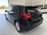 Usado Mercedes A180 109 CV (80 kW) 2017 Negro Utilitario