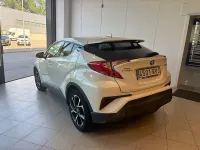 Usado Toyota C-HR Advance 122 CV (89 kW) 2019 Blanco SUV