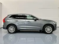 Usado Volvo XC60 Momentum 150 CV (110 kW) 2018 Gris SUV
