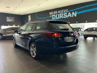Usado Opel Astra Business 130 CV (95 kW) 2021 Azul Familiar