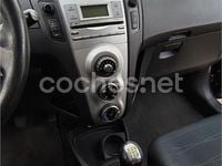Usado Toyota Yaris 90 CV (66 kW) 2006 Negro Berlina