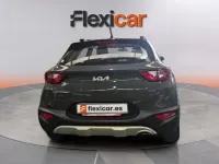Käytetty Kia Stonic Plus 84 HP (61 kW) 2022 Harmaa Katumaasturi