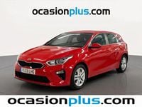 Begagnad Kia Ceed 101 HK (74 kW) 2020 Röd Halvkombi