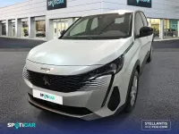 Usado Peugeot 3008 Active 130 CV (95 kW) 2022 Blanco SUV