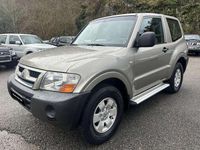 Usado Mitsubishi Montero Instyle 160 CV (117 kW) 2005 Beige SUV