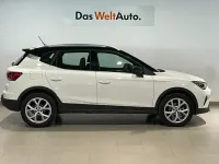 Usado Seat Arona FR 115 CV (84 kW) 2025 Blanco SUV