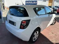 Usado Chevrolet Aveo LT 86 CV (63 kW) 2012 Blanco Berlina
