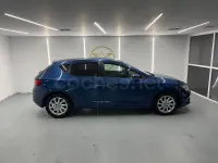 Usado Seat Leon Reference 105 CV (77 kW) 2015 Azul Berlina