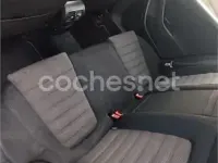 Usado VW Passat Sportline 140 CV (102 kW) 2006 Gris / plata Berlina