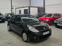 Usado Renault Clio II 85 CV (62 kW) 2010 Negro Berlina