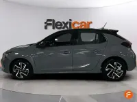 Usado Opel Corsa 100 CV (73 kW) 2024 Gris Utilitario