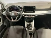 Usado Seat Arona Style 95 CV (69 kW) 2025 Blanco SUV