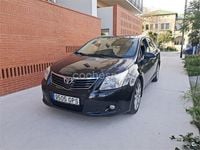 Usado Toyota Avensis Executive 150 CV (110 kW) 2009 Negro Familiar