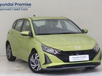 Usado Hyundai i20 100 CV (73 kW) 2024 Verde Utilitario
