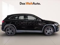 Käytetty Mercedes GLA180 136 HP (100 kW) 2022 Musta Katumaasturi