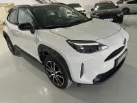 Usado Toyota Yaris Cross Sport 131 CV (96 kW) 2022 Gris / plata SUV