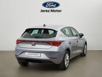 Usado Seat Leon Style 110 CV (80 kW) 2023 Gris / plata Berlina