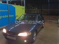 Usado Opel Vectra Edition 136 CV (100 kW) 2000 Azul Berlina