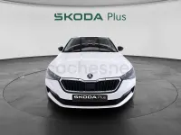 Usado Skoda Scala Style 115 CV (84 kW) 2021 Blanco Utilitario