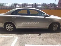 Usado Toyota Avensis Executive 150 CV (110 kW) 2006 Gris / plata Berlina