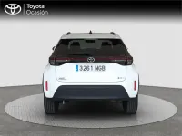 Używany Toyota Yaris Cross Active 132 KM (97 kW) 2025 Biały SUV