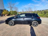 Usado Toyota Auris Hybrid Advance 136 CV (100 kW) 2018 Negro Utilitario
