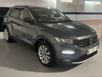 Usado VW T-Roc Advance 150 CV (110 kW) 2021 Gris / plata SUV