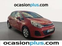 Usado Kia Rio 84 CV (61 kW) 2017 Rojo Utilitario