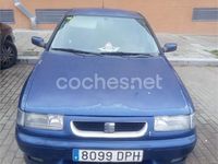 Usado Seat Toledo 100 CV (73 kW) 1999 Azul Berlina