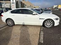 Usado Jaguar XE Pure 180 CV (132 kW) 2015 Blanco Berlina