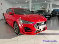 Nuevo Ford Focus ST-Line X 125 CV (91 kW) 2025 Rojo Berlina