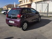 Usado Peugeot 108 Allure 69 CV (50 kW) 2017 Violeta / lila Utilitario